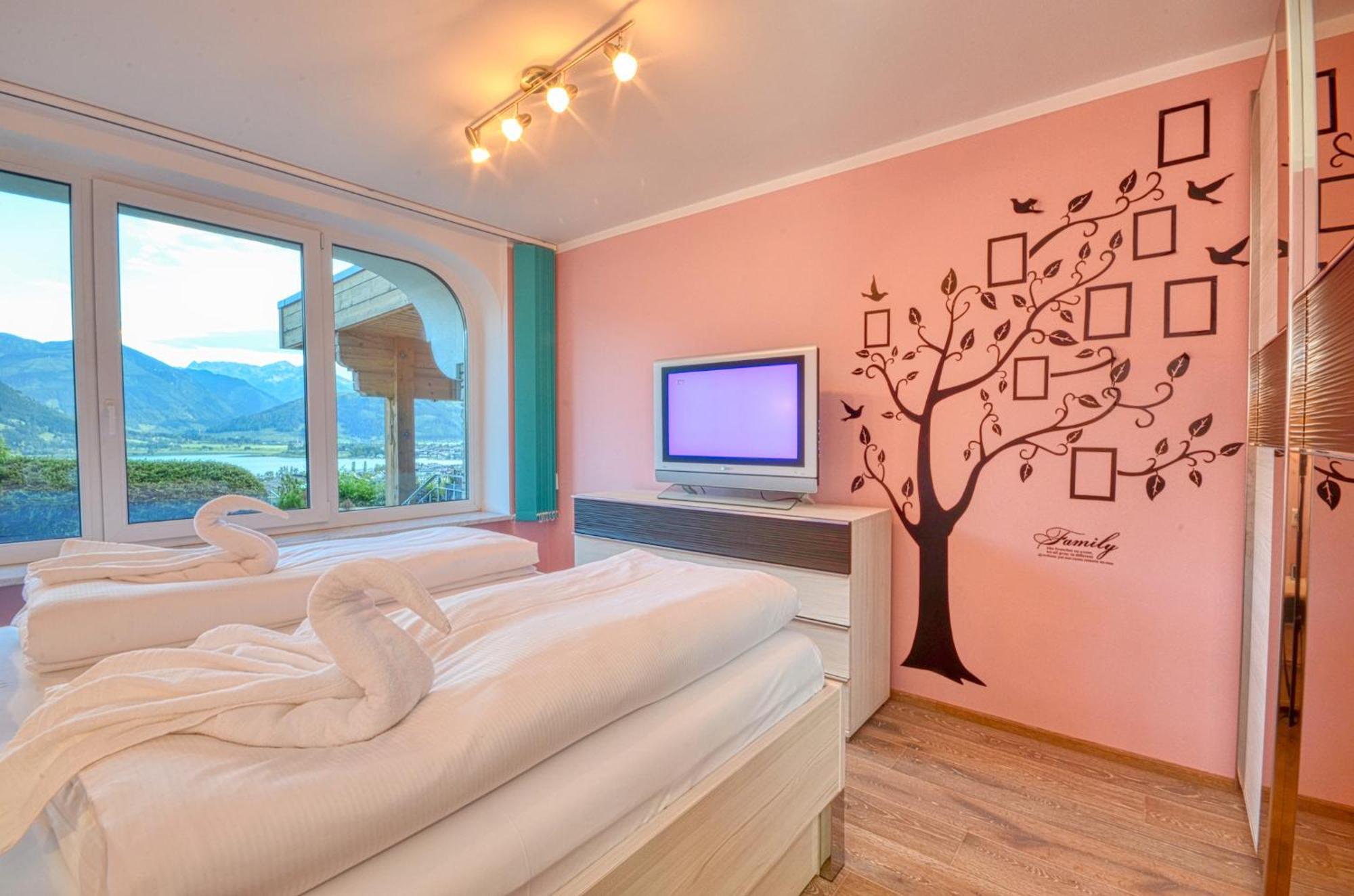 Eichenhof Top 2 - By Alpen Apartments Zell am See Exterior photo